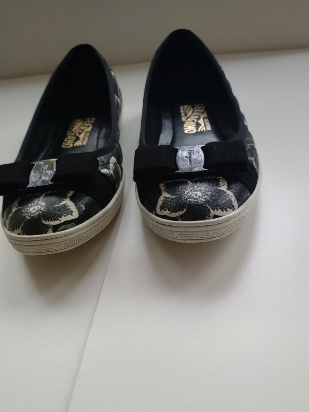 Ferragamo Rufina Floral Quilted Leather Ballerina Sneaker Flats 9C - Picture 6 of 13